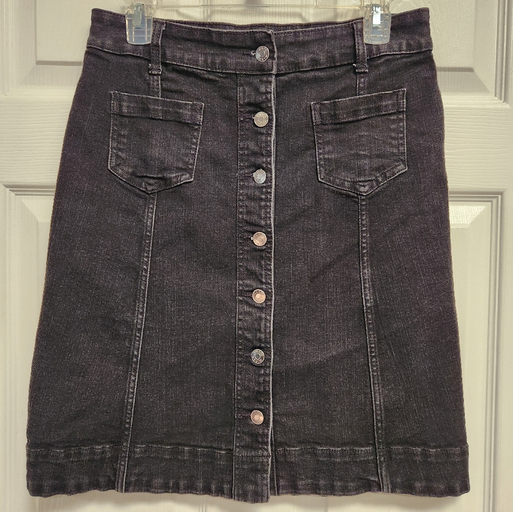 Chaps Gray-Black Button-Front Pencil Skirt